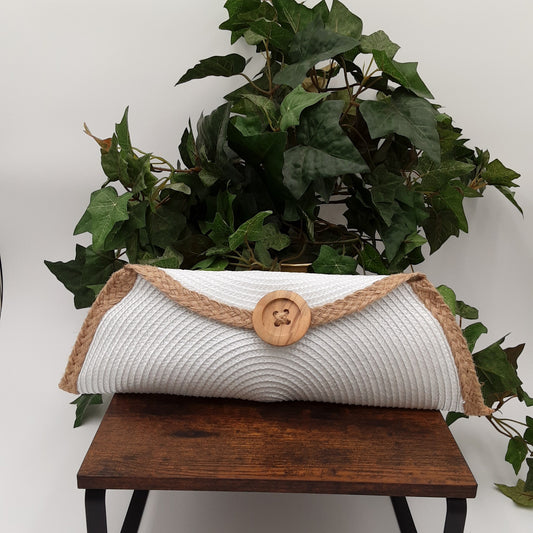 White Straw & 100% Jute Trimmed Clutch