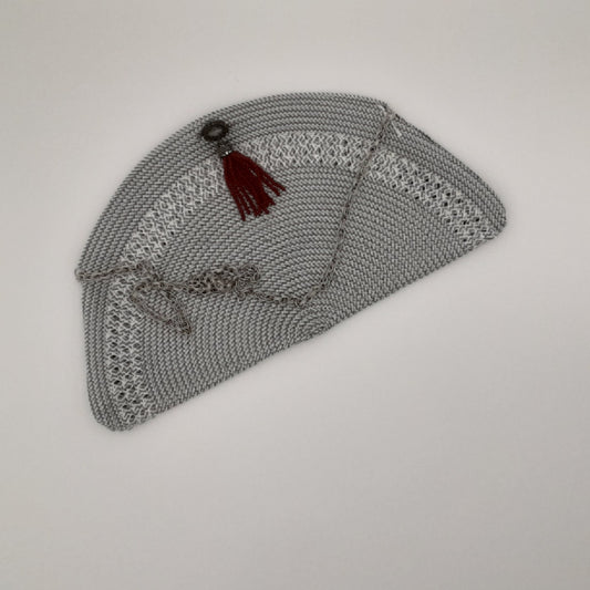 Gray Red Tassel Straw Purse